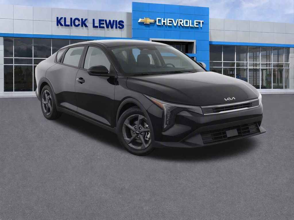 Used 2025 Kia K4 FWD 360° Tour