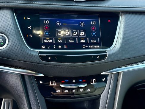 Used 2022 Cadillac XT5 Sportv w/ Technology Package AWD/4WD image 15