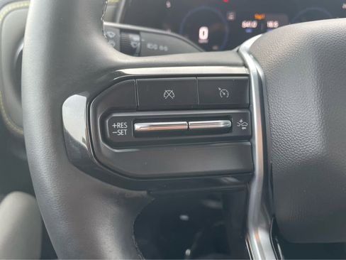 Used 2024 Chevrolet Colorado ZR2 w/ ZR2 Convenience Package III image 14