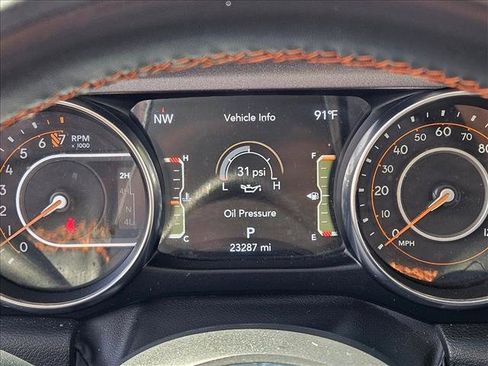 Used 2023 Jeep Gladiator Mojave w/ Trailer Tow Package AWD/4WD image 11