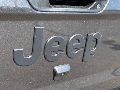 New 2026 Jeep Gladiator Sport AWD/4WD image 12