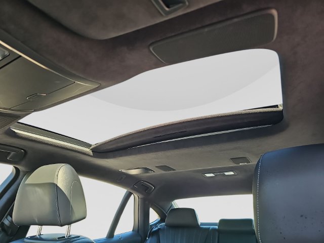 Used 2020 Lexus LS 500 w/ Interior Upgrade Package RWD image 34