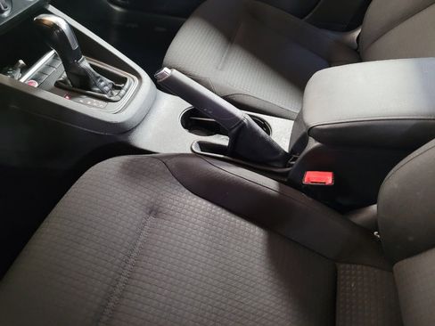 Used 2015 Volkswagen Jetta SE FWD image 26