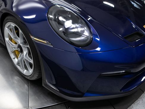 Certified 2022 Porsche 911 GT3 RWD image 12