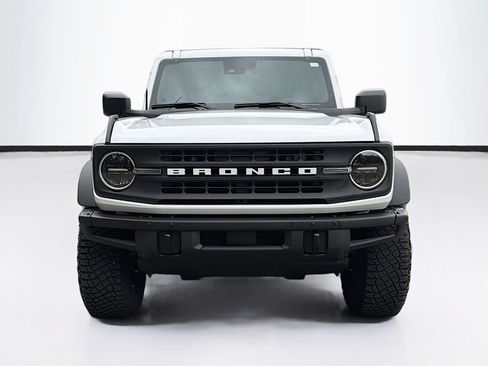 Used 2023 Ford Bronco Black Diamond w/ Sasquatch Package AWD/4WD image 2