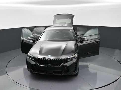 New 2026 BMW X6 xDrive40i w/ Executive Package AWD/4WD image 32