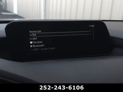 Used 2023 MAZDA MAZDA3 s FWD image 14