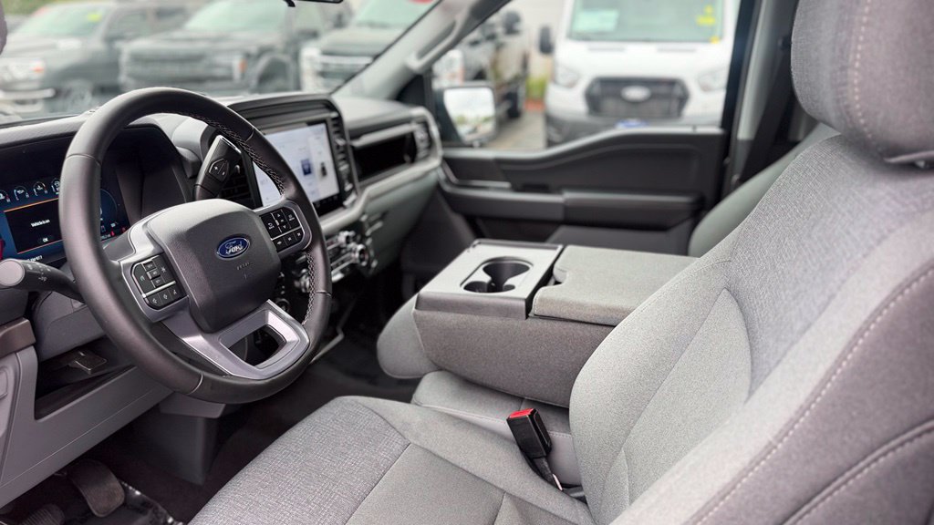 Used 2025 Ford F150 XLT w/ Equipment Group 301A Standard AWD/4WD image 14