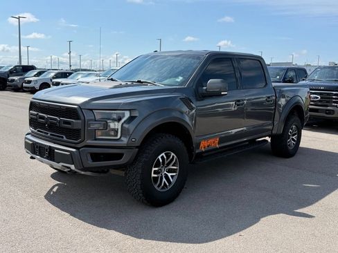 Used 2018 Ford F150 Raptor w/ Equipment Group 802A Luxury AWD/4WD image 23