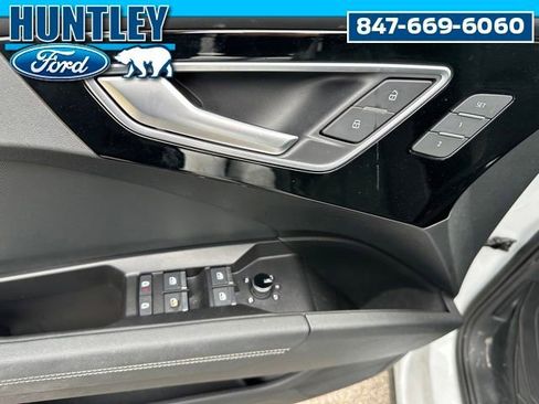 Used 2024 Audi Q4 e-tron Premium Plus w/ Premium Plus AWD/4WD image 20