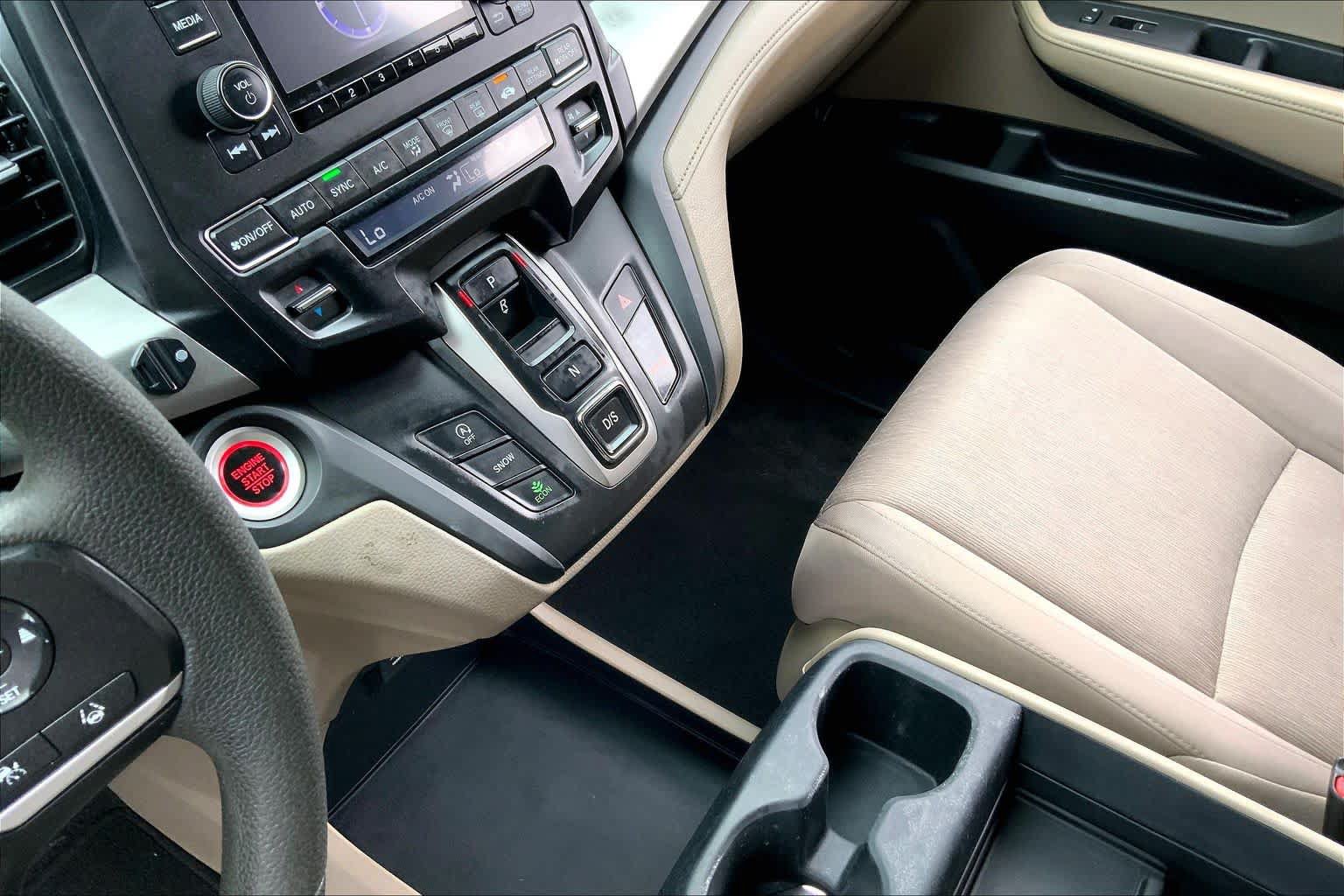 Used 2021 Honda Odyssey LX image 17