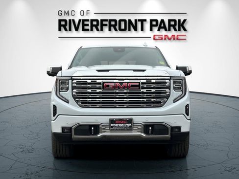New 2026 GMC Sierra 1500 Denali AWD/4WD image 8