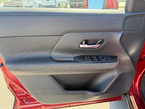 New 2025 Nissan Kicks SV image 10