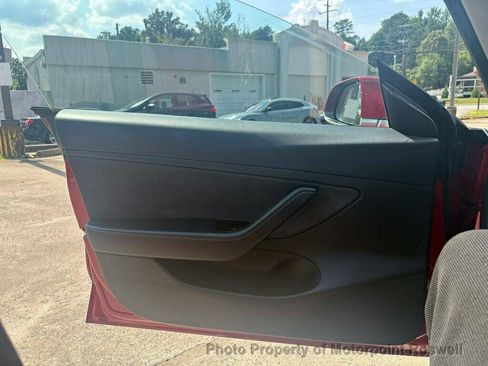 Used 2018 Tesla Model 3 Long Range RWD image 14