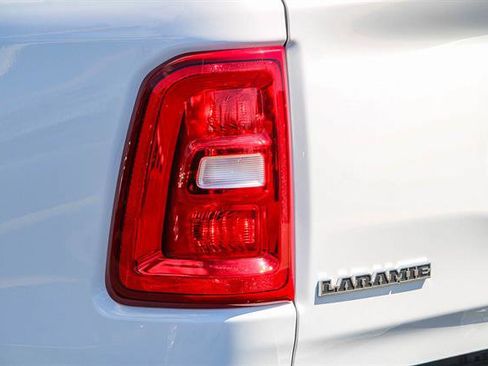 Used 2025 RAM 1500 Laramie image 11