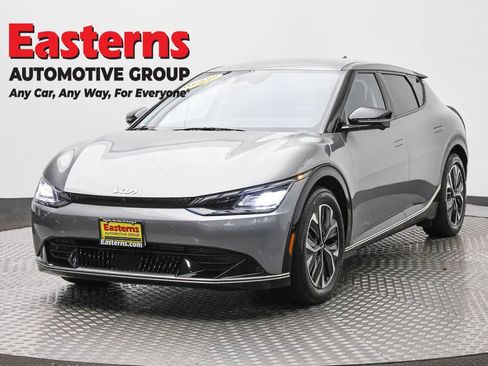 Used 2024 Kia EV6 Wind w/ Wind Technology Package AWD/4WD image 1