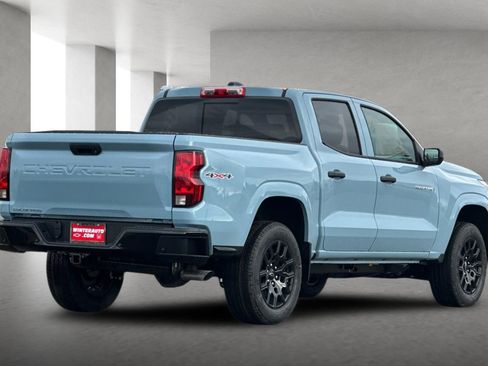 Used 2026 Chevrolet Colorado W/T w/ WT Custom Package AWD/4WD image 4