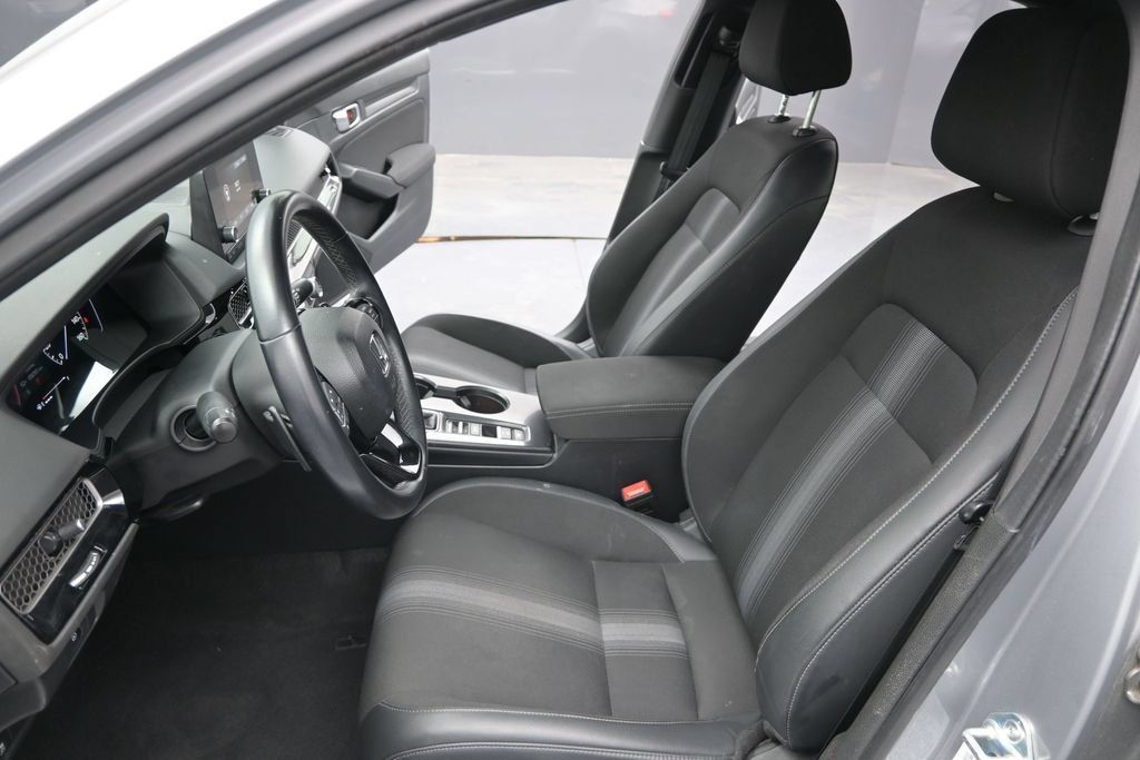 Used 2024 Honda Civic Sport image 11
