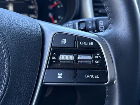 Used 2020 Kia Sorento EX image 35