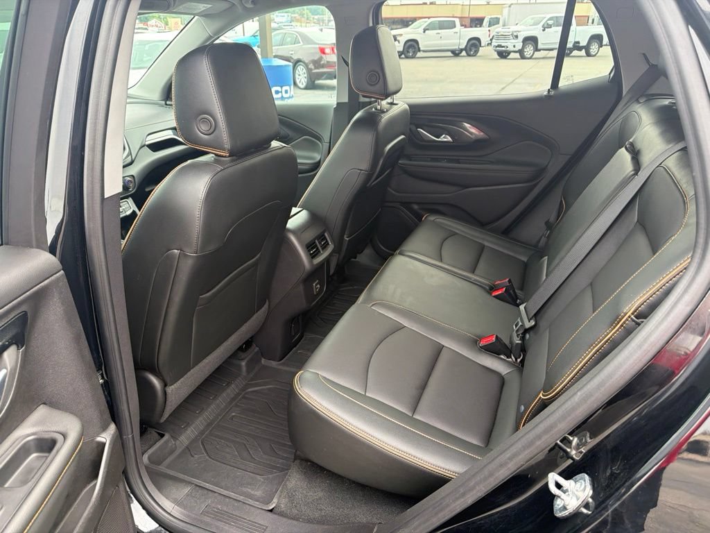 Used 2024 GMC Terrain AT4 AWD/4WD image 15