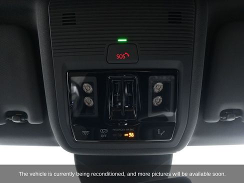 Used 2024 Audi Q4 e-tron Premium Plus w/ Premium Plus image 23