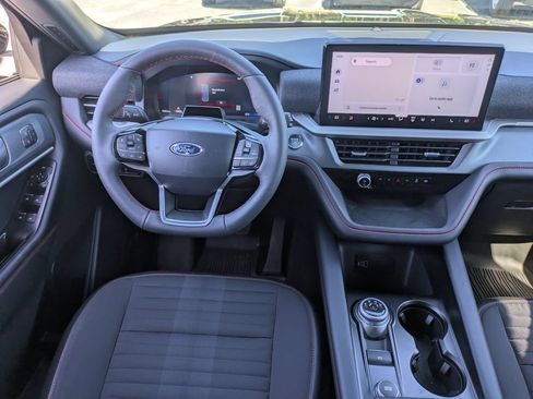 New 2026 Ford Explorer ST-Line w/ ST-Line Street Pack RWD image 18