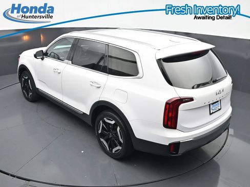 Used 2025 Kia Telluride S FWD image 22