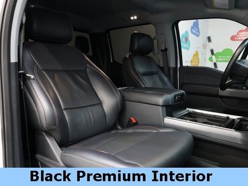 Used 2024 Ford F250 Lariat w/ FX4 Off-Road Package image 12