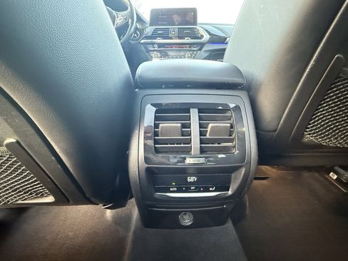 Used 2019 BMW X3 xDrive30i w/ Premium Package image 22