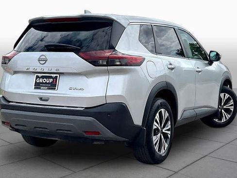 Certified 2022 Nissan Rogue SV AWD/4WD image 13