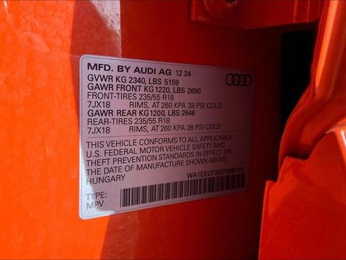 Certified 2025 Audi Q3 2.0T Premium Plus w/ Premium Plus Package image 34