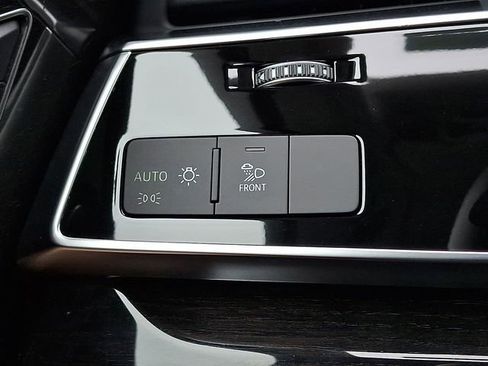 Used 2024 Audi Q7 2.0T Premium image 26