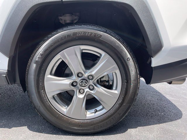 Used 2024 Toyota RAV4 XLE AWD/4WD image 16