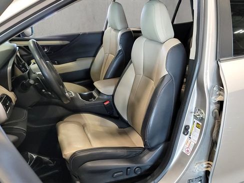 Used 2020 Subaru Outback Limited AWD/4WD image 7