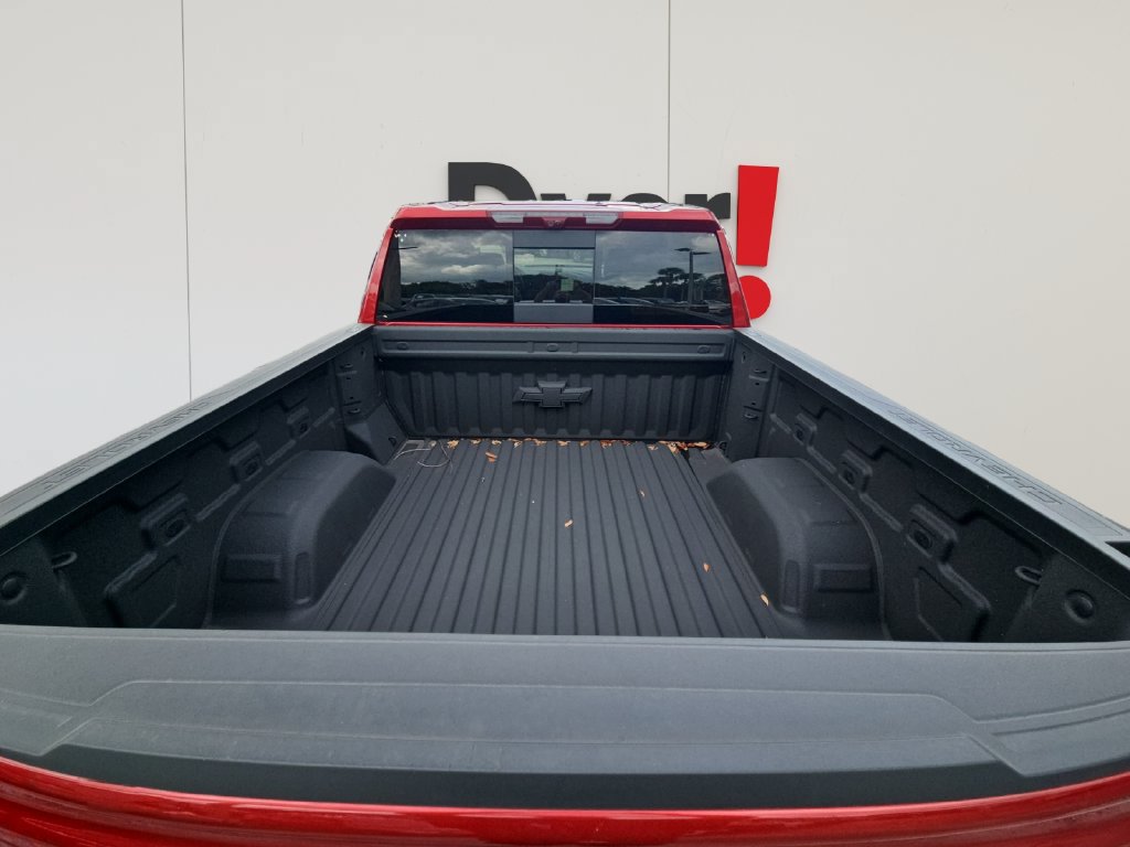 Certified 2025 Chevrolet Silverado 1500 High Country w/ High Country Premium Package AWD/4WD image 18