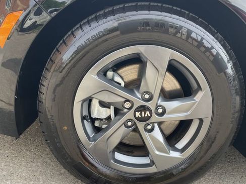 Used 2021 Kia K5 LX FWD image 5