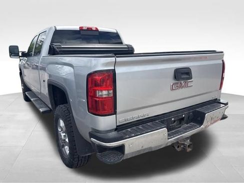 Used 2015 GMC Sierra 2500 SLT w/ Duramax Plus Package AWD/4WD image 19