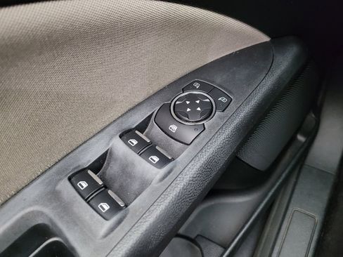 Used 2017 Ford Fusion S image 27