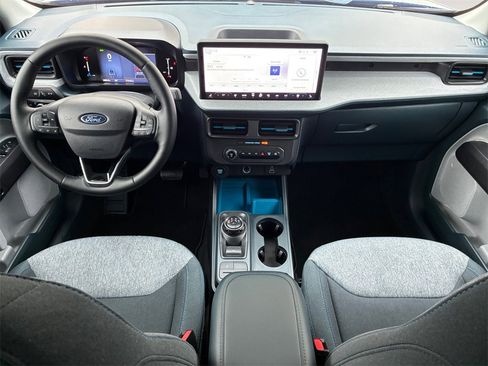 Used 2026 Ford Maverick XLT w/ Equipment Group 301A image 10