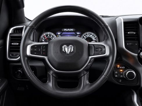 Used 2023 RAM 1500 Big Horn AWD/4WD image 40