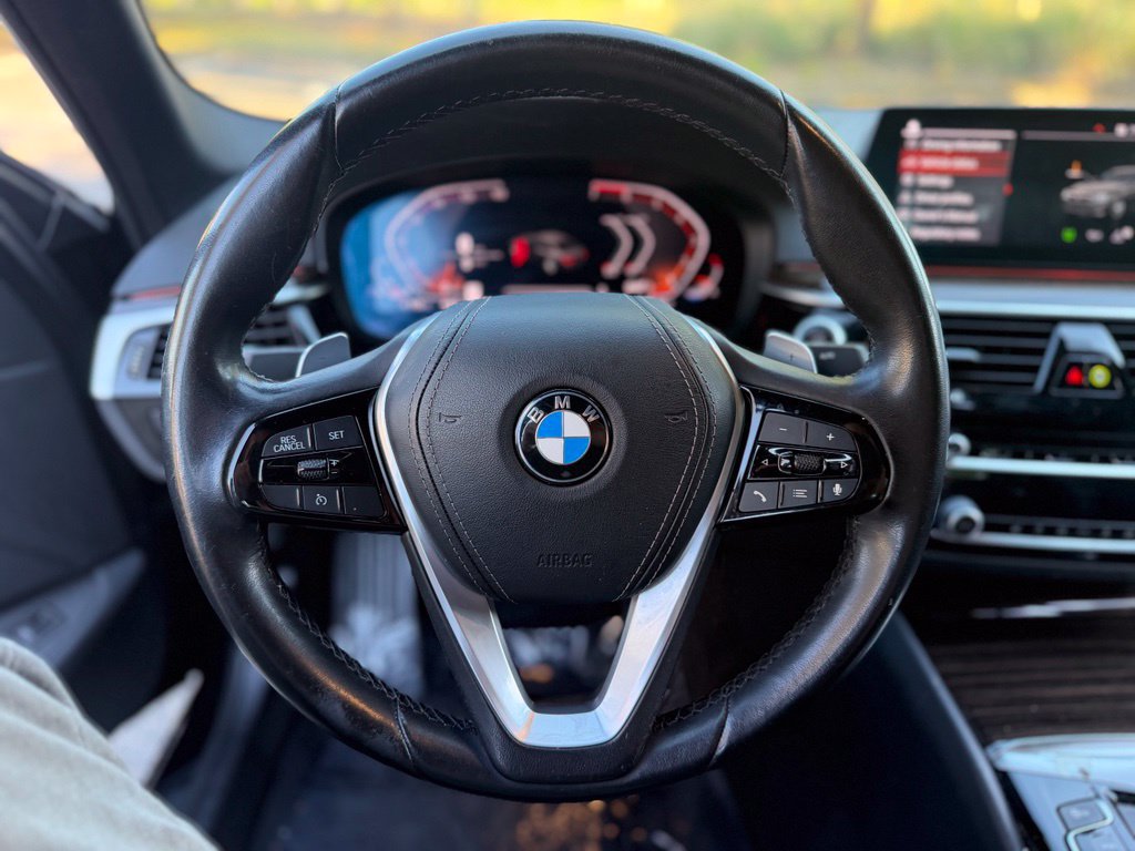 Used 2020 BMW 530i w/ Convenience Package RWD image 23