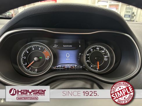 Certified 2021 Jeep Cherokee Latitude Lux w/ Comfort/Convenience Group AWD/4WD image 16