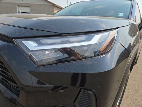 Used 2024 Toyota RAV4 XLE AWD/4WD image 7