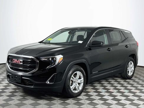 Used 2021 GMC Terrain SLE FWD image 1