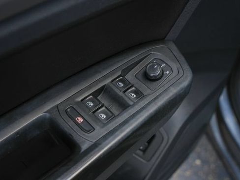 Used 2021 Volkswagen Atlas SE w/ Towing Package AWD/4WD image 17