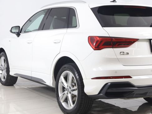 Used 2019 Audi Q3 2.0T Premium w/ Convenience Package AWD/4WD image 22
