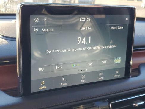 Used 2020 Lincoln Aviator Reserve w/ Equipment Group 202A image 17