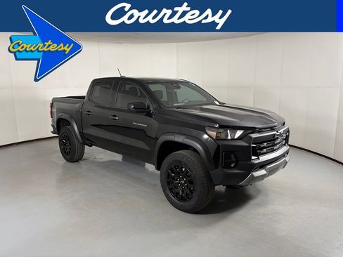 Certified 2024 Chevrolet Colorado Trail Boss w/ Advanced Trailering Package AWD/4WD image 1
