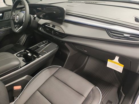New 2026 Buick Enclave Sport Touring w/ Power Package image 8