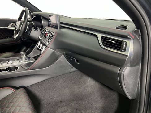 Used 2023 Genesis G70 3.3T w/ Sport Prestige Package image 34